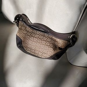 Small Coach shoulder bag